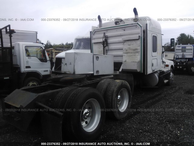 1XKADB9X26J110477 - 2006 KENWORTH T600 T600 WHITE photo 4