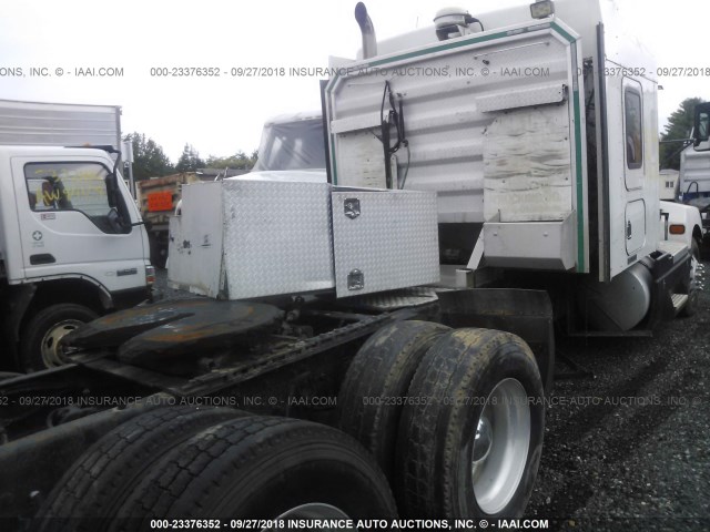 1XKADB9X26J110477 - 2006 KENWORTH T600 T600 WHITE photo 8