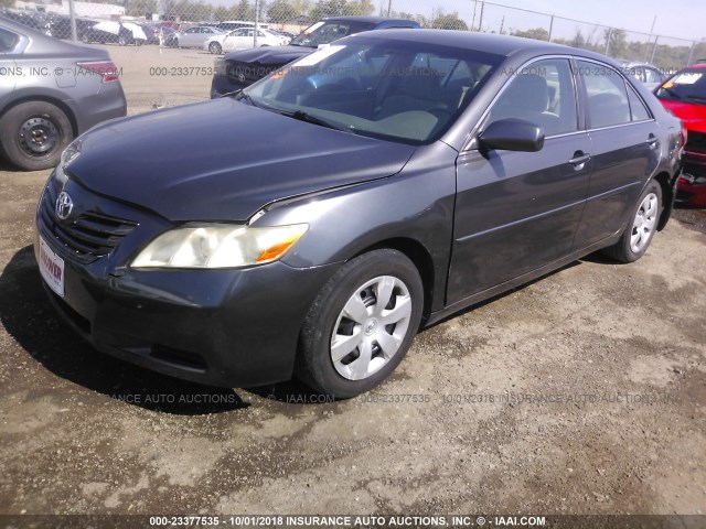 JTNBE46K173024841 - 2007 TOYOTA CAMRY NEW GENERAT CE/LE/XLE/SE GRAY photo 2