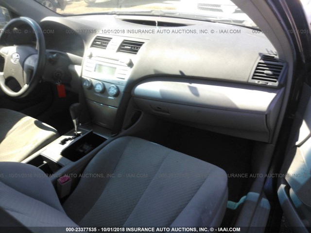 JTNBE46K173024841 - 2007 TOYOTA CAMRY NEW GENERAT CE/LE/XLE/SE GRAY photo 5