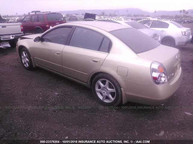 1N4BL11DX3C102020 - 2003 NISSAN ALTIMA SE GOLD photo 3