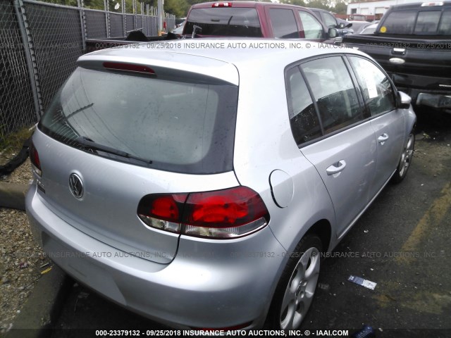 WVWDA7AJ3BW289048 - 2011 VOLKSWAGEN GOLF 银色 照片 4