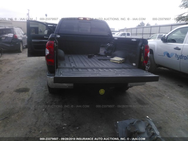 5TFRM5F18EX072894 - 2014 TOYOTA TUNDRA DOUBLE CAB SR/SR5 BLACK photo 8