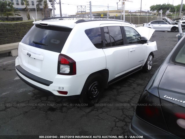 1C4NJCBA7GD633947 - 2016 JEEP COMPASS SPORT WHITE photo 4