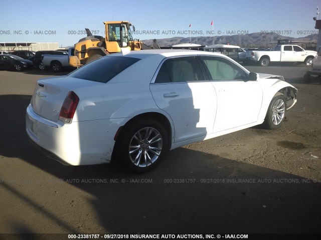 2C3CCAAG1GH313509 - 2016 CHRYSLER 300 LIMITED WHITE photo 4