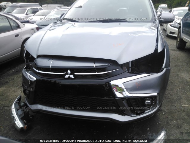 JA4AR3AU3JZ005052 - 2018 MITSUBISHI OUTLANDER SPORT ES/SE GRAY photo 6