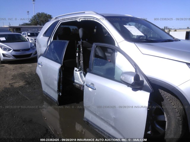 5XYKT3A62DG355384 - 2013 KIA SORENTO LX SILVER photo 6