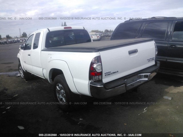 5TFTU4GN2CX018800 - 2012 TOYOTA TACOMA PRERUNNER ACCESS CAB WHITE photo 3