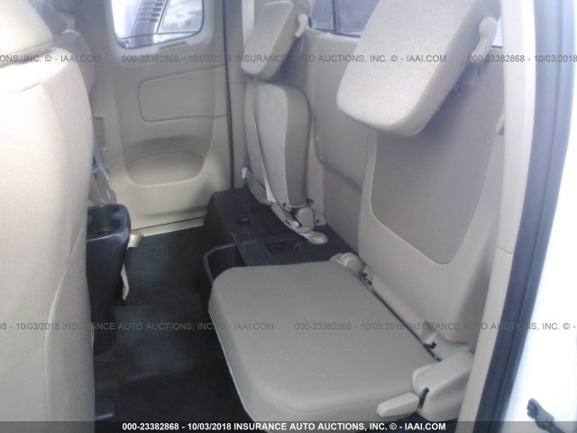 5TFTU4GN2CX018800 - 2012 TOYOTA TACOMA PRERUNNER ACCESS CAB WHITE photo 8