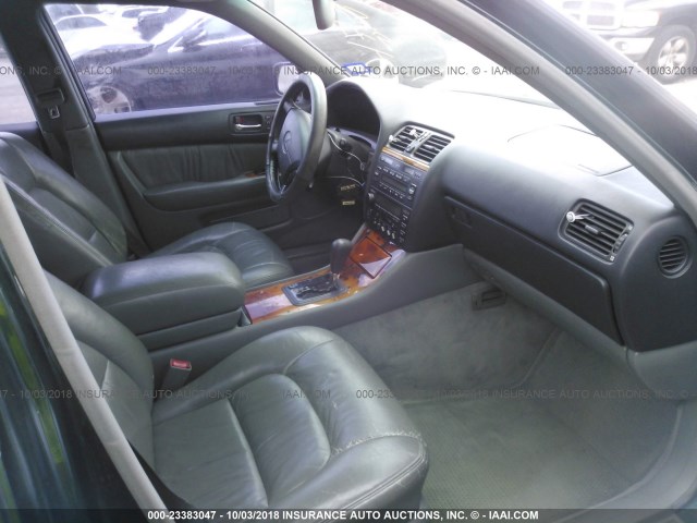 JT8BH28F3W0104009 - 1998 LEXUS LS 400 GREEN photo 5