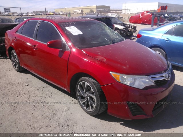 4T4BF1FK1CR181937 - 2012 TOYOTA CAMRY SE/LE/XLE 红色 照片 1