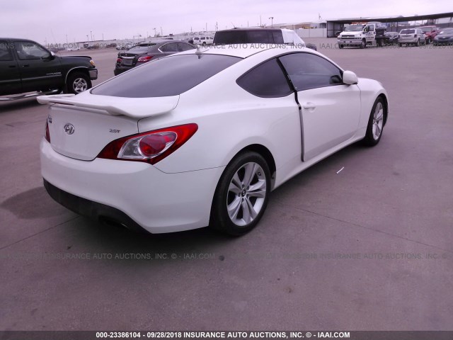 KMHHT6KD7BU063441 - 2011 HYUNDAI GENESIS COUPE 2.0T WHITE photo 4