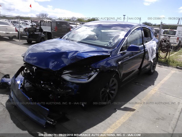 5YJXCAE21JF102500 - 2018 TESLA MODEL X BLUE photo 2