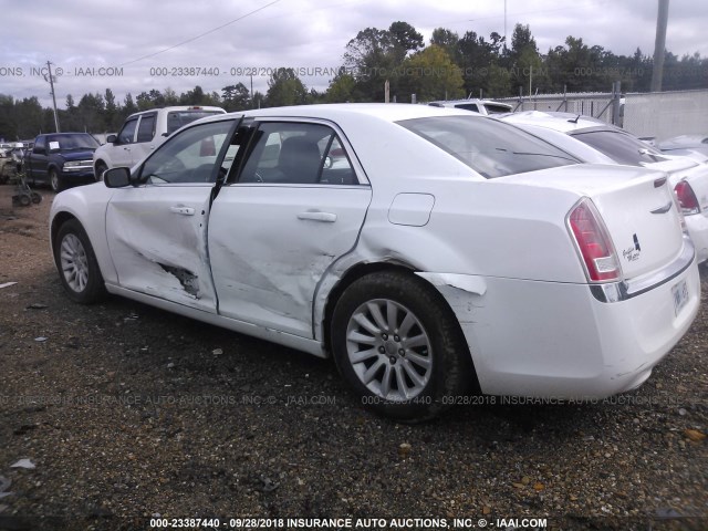 2C3CCAAG4DH507057 - 2013 CHRYSLER 300 WHITE photo 3