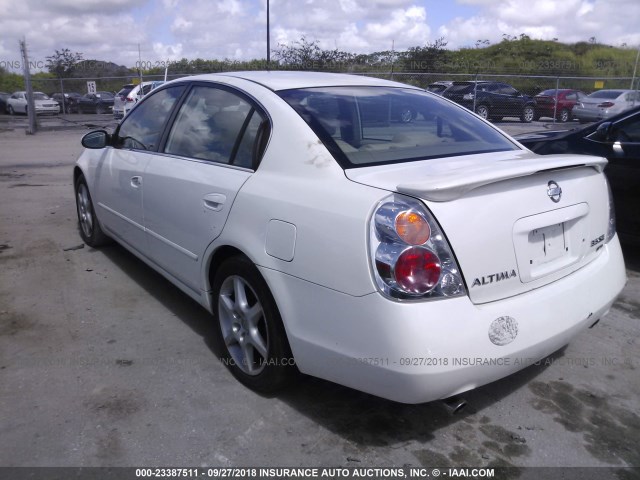 1N4BL11D83C136196 - 2003 NISSAN ALTIMA SE WHITE photo 3