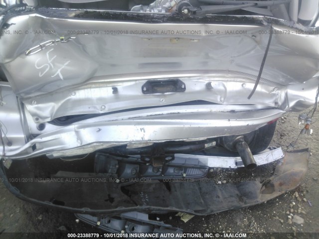 JHLRE3H7XBC000216 - 2011 HONDA CR-V EXL SILVER photo 6