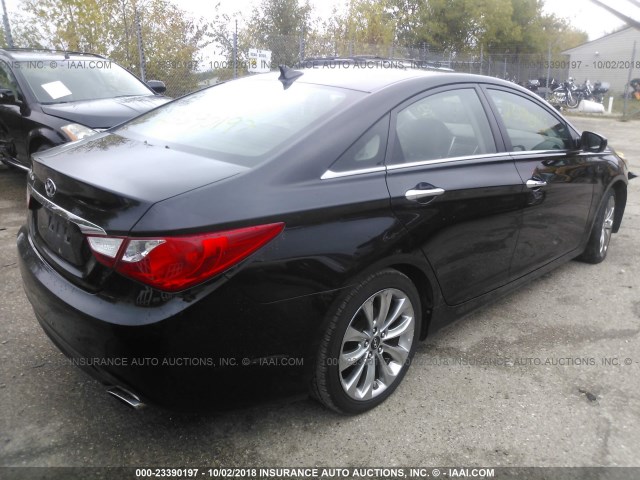 5NPEC4AC8BH153325 - 2011 HYUNDAI SONATA SE/LIMITED BLACK photo 4