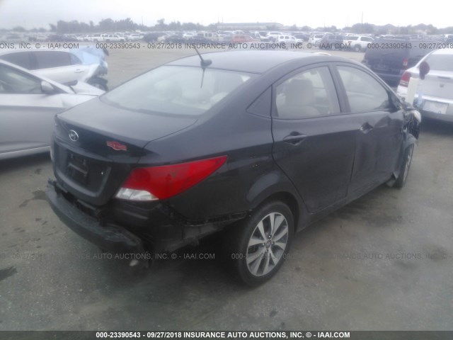 KMHCT4AE1HU380326 - 2017 HYUNDAI ACCENT SE BLACK photo 4