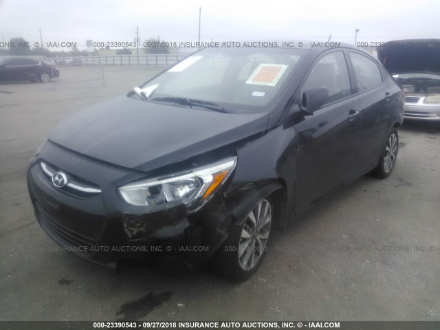 KMHCT4AE1HU380326 - 2017 HYUNDAI ACCENT SE BLACK photo 6