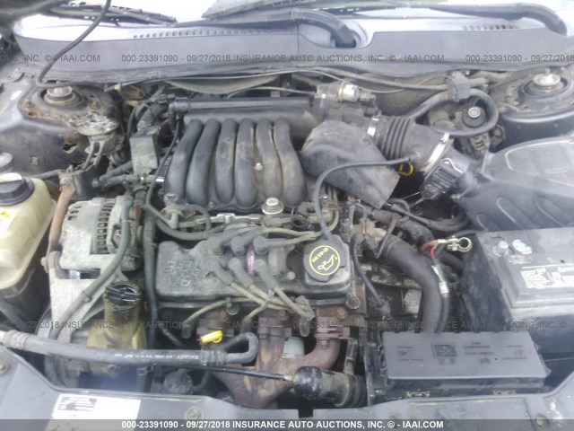 1FAFP55U62G108864 - 2002 FORD TAURUS SES GRAY photo 10