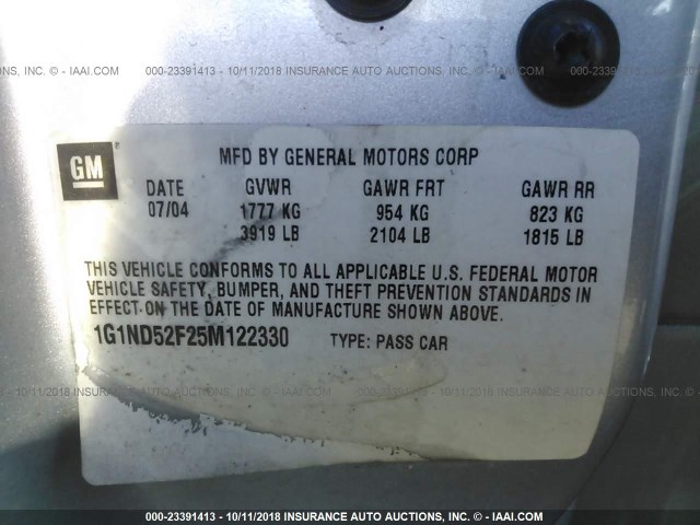 1G1ND52F25M122330 - 2005 CHEVROLET CLASSIC SILVER photo 9