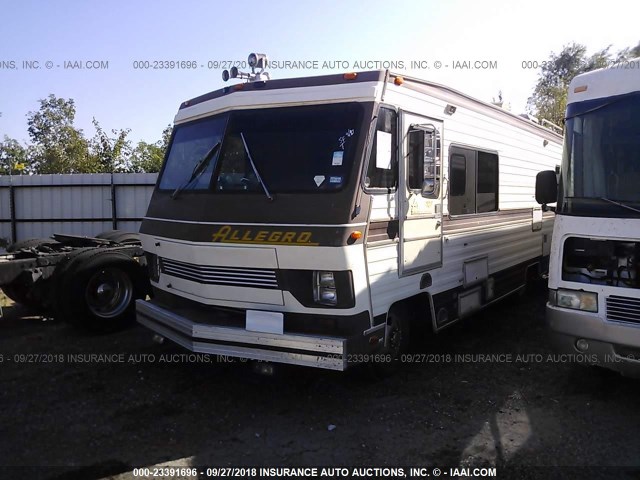 1GDJP37W6E3505912 - 1984 GMC MOTOR HOME CHASSIS P3500 CREAM photo 2