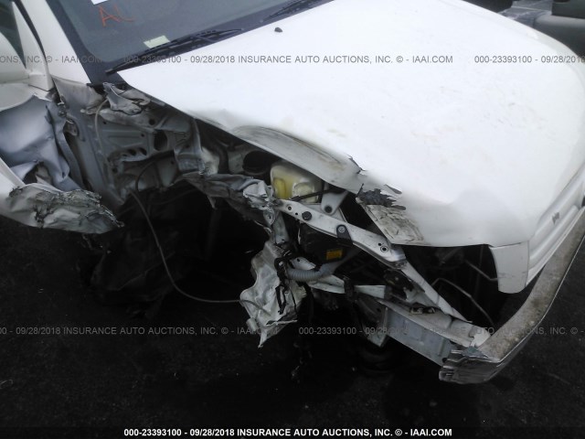 JTEGP21A260118133 - 2006 TOYOTA HIGHLANDER LIMITED WHITE photo 6