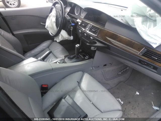 WBANN73547CN04757 - 2007 BMW 530 XIT BLUE photo 5