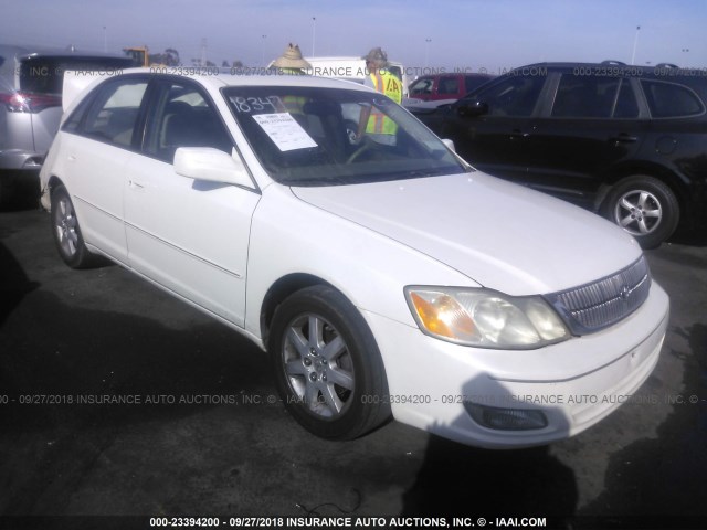 4T1BF28B31U167032 - 2001 TOYOTA AVALON XL/XLS WHITE photo 1