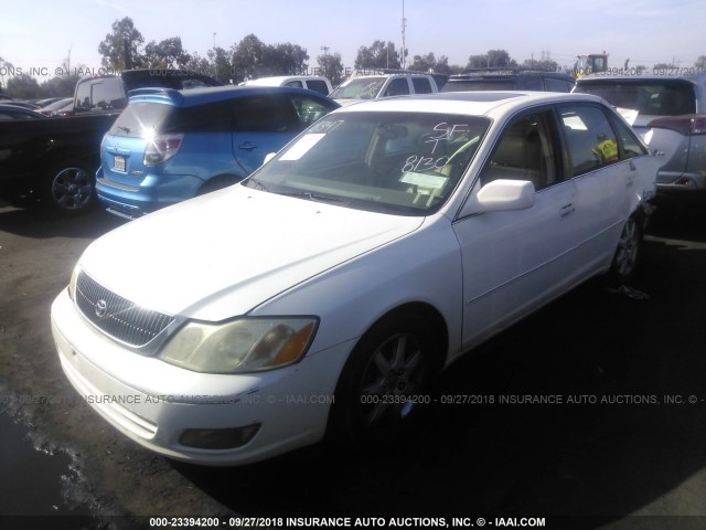 4T1BF28B31U167032 - 2001 TOYOTA AVALON XL/XLS WHITE photo 2