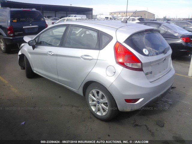 3FADP4EJ7CM207787 - 2012 FORD FIESTA SE SILVER photo 3