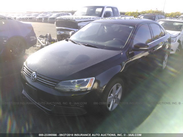 3VWLL7AJ7DM271755 - 2013 VOLKSWAGEN JETTA TDI BLACK photo 2