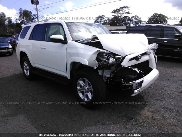 JTEBU5JR6J5602800 - 2018 TOYOTA 4RUNNER SR5 PREM/LTDL/TRAIL/TRD WHITE photo 1