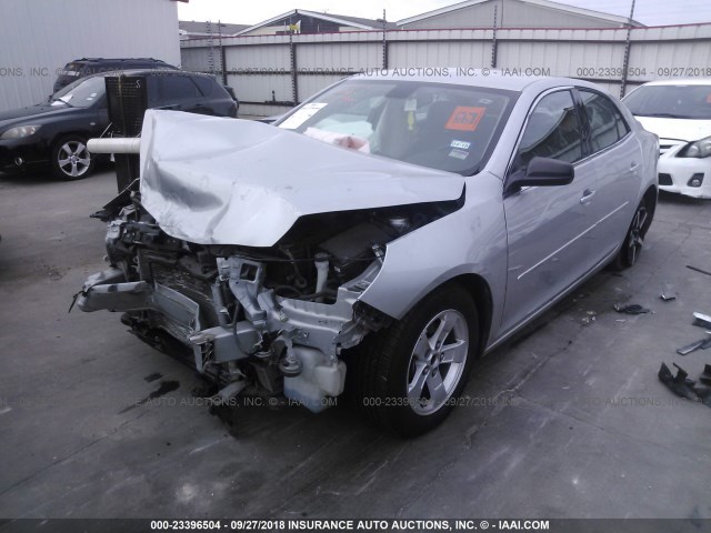 1G11B5SL5EF106914 - 2014 CHEVROLET MALIBU LS 银色 照片 2