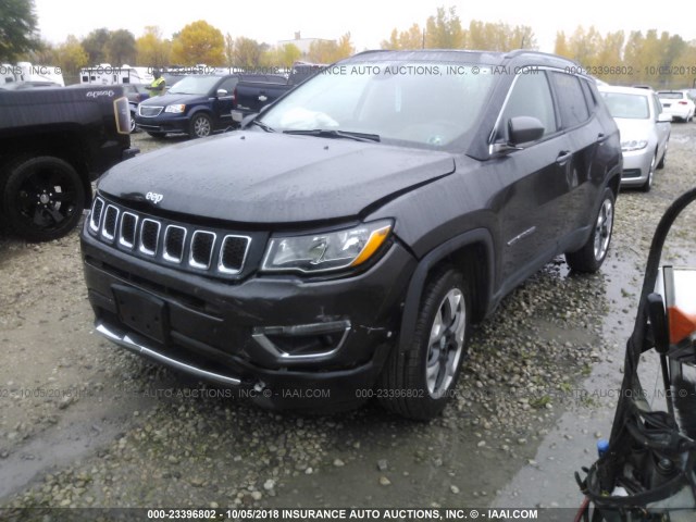 3C4NJDCBXJT209693 - 2018 JEEP COMPASS LIMITED GRAY photo 2
