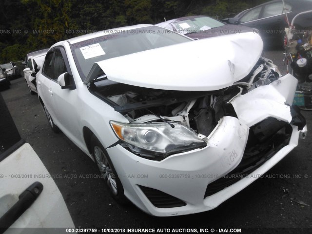 4T1BF1FK6DU255123 - 2013 TOYOTA CAMRY L/SE/LE/XLE WHITE photo 1