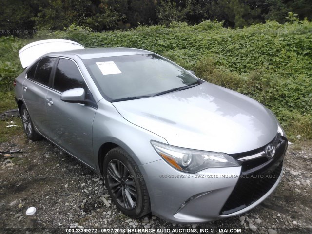4T1BF1FKXFU008514 - 2015 TOYOTA CAMRY LE/XLE/SE/XSE SILVER photo 1