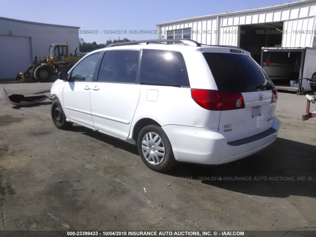 5TDKK4CC5AS340629 - 2010 TOYOTA SIENNA CE/LE WHITE photo 3