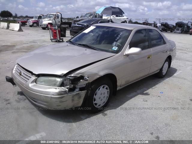4T1BG22K7WU200157 - 1998 TOYOTA CAMRY CE/LE/XLE 米色 照片 2