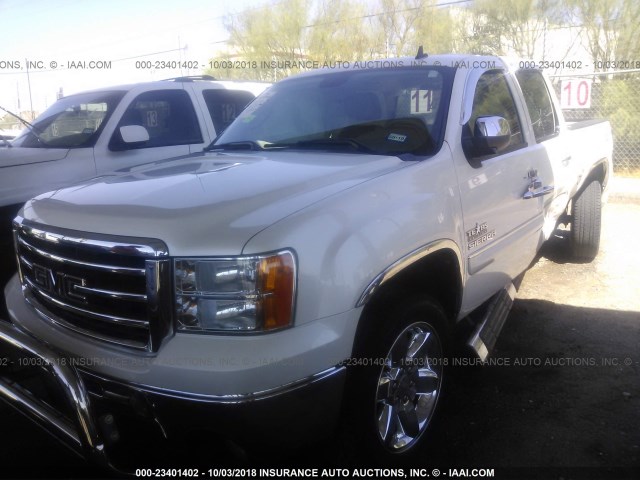 3GTP1VE03CG175036 - 2012 GMC SIERRA C1500 SLE WHITE photo 2