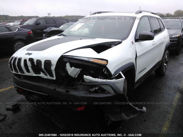 1C4PJMBS0HW506907 - 2017 JEEP CHEROKEE TRAILHAWK WHITE photo 2