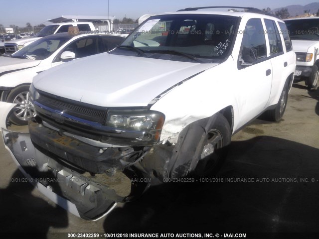 1GNDS13S242286577 - 2004 CHEVROLET TRAILBLAZER LS/LT WHITE photo 2