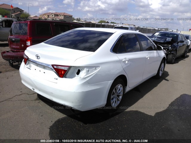 4T4BF1FK4GR545869 - 2016 TOYOTA CAMRY LE/XLE/SE/XSE WHITE photo 4