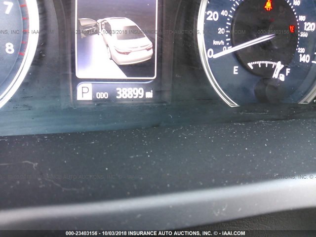 4T4BF1FK4GR545869 - 2016 TOYOTA CAMRY LE/XLE/SE/XSE WHITE photo 7