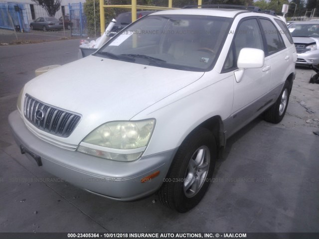 JTJHF10U120278383 - 2002 LEXUS RX 300 WHITE photo 2