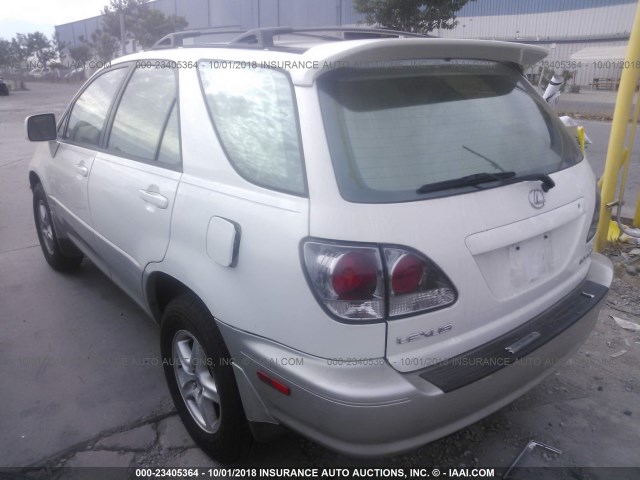 JTJHF10U120278383 - 2002 LEXUS RX 300 WHITE photo 3