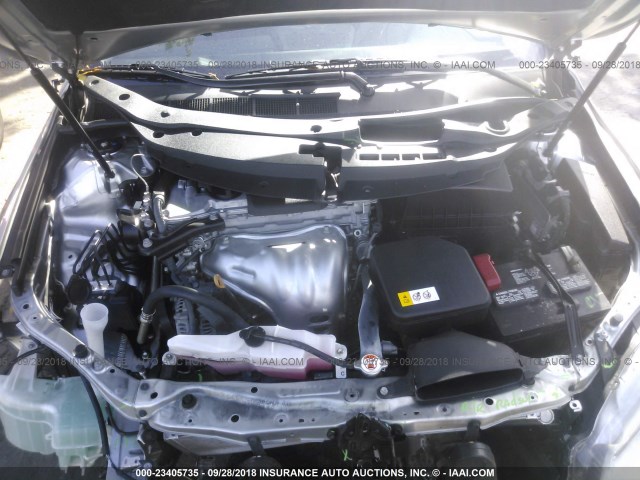 4T1BF1FK8HU368383 - 2017 TOYOTA CAMRY LE/XLE/SE/XSE 银色 照片 10