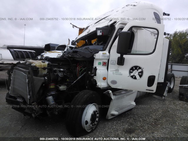 1FUJGLD52FLGN3696 - 2015 FREIGHTLINER CASCADIA 125  Unknown photo 2