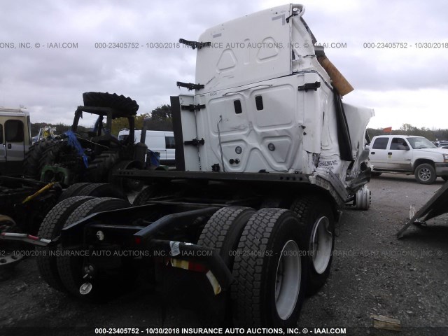 1FUJGLD52FLGN3696 - 2015 FREIGHTLINER CASCADIA 125  Unknown photo 4