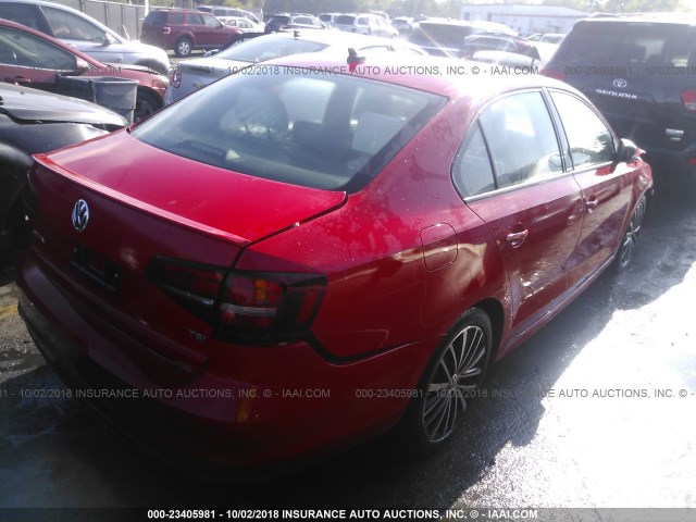 3VWD17AJ5GM302869 - 2016 VOLKSWAGEN JETTA SPORT RED photo 4